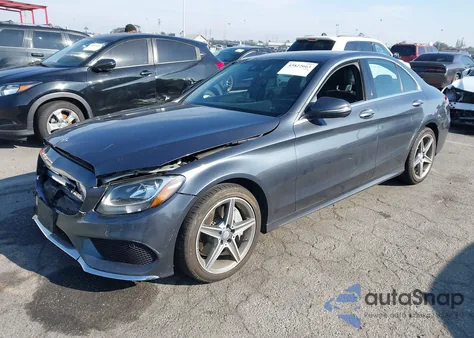 2016 Mercedes-Benz C 300 Sport из США, поврежденный, VIN 55SWF4JB7GU154778